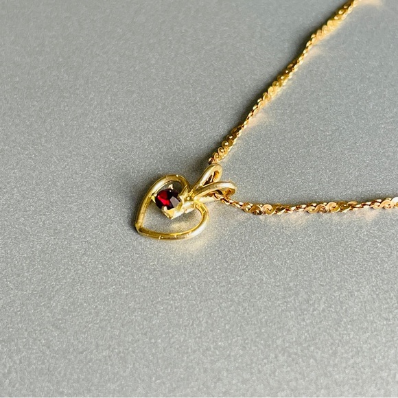 Vintage 14k Gold Natural Garnet Heart Charm Pendant Chain Necklace - Picture 2 of 6